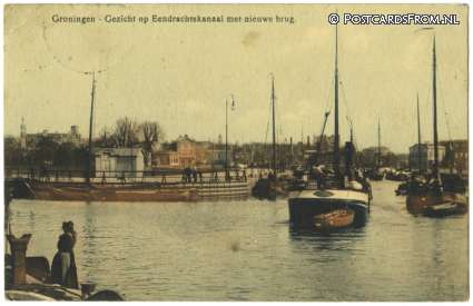 ansichtkaart: Groningen, Gezicht op Eendrachtskanaal met nieuwe brug