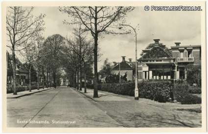 ansichtkaart: Eexta, Scheemda. Stationstraat