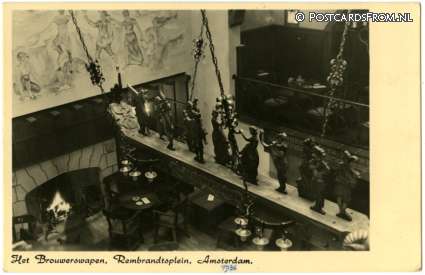 ansichtkaart: Amsterdam, Het Brouwerswapen, Rembrandtsplein. Smits' Restaurant