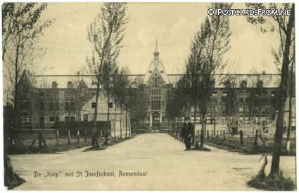 ansichtkaart: Roosendaal, De 'Knip' met St. Jozefschool