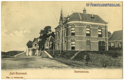 ansichtkaart: Zaltbommel, Districtshuis