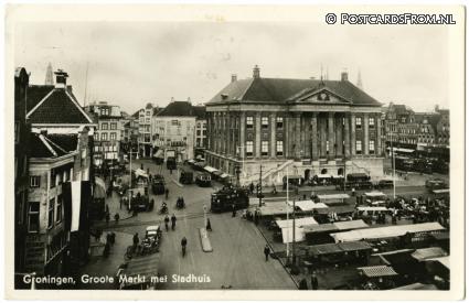 ansichtkaart: Groningen, Groote Markt met Stadhuis