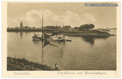 ansichtkaart: Gorinchem, Vluchthaven met Marineschepen