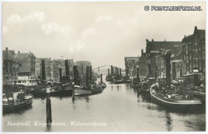 ansichtkaart: Dordrecht, Kuipershaven Wolwevershaven