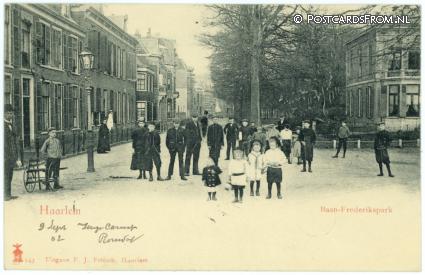 ansichtkaart: Haarlem, Baan - Frederikspark