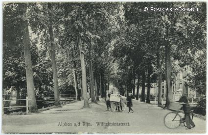 ansichtkaart: Alphen aan den Rijn, Wilhelminastraat