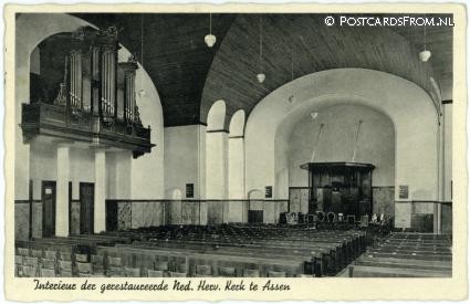 ansichtkaart: Assen, Interieur der gerestaureerde Ned. Herv. Kerk