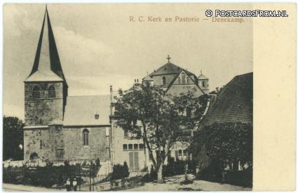 ansichtkaart: Denekamp, R.C. Kerk en Pastorie