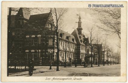ansichtkaart: Utrecht, Sint-Antoniusgesticht