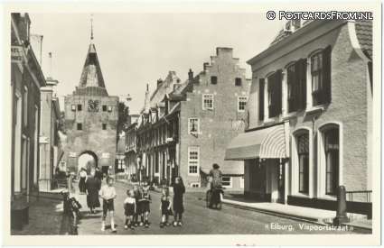 Elburg, Vispoortstraat ansichtkaart: Elburg, Vispoortstraat