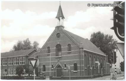 ansichtkaart: Leimuiden, Geref. Kerk
