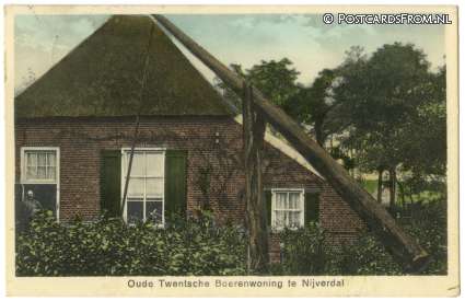 ansichtkaart: Nijverdal, Oude Twentsche Boerenwoning