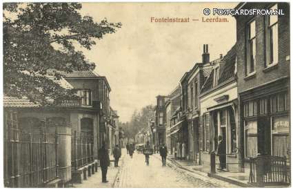 ansichtkaart: Leerdam, Fonteinstraat