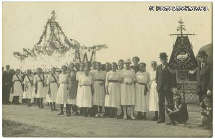 Leerdam, Chr. Gem. Zangkoor 'Het Lied' opgericht 21 Juni 1916 ansichtkaart: Leerdam, Chr. Gem. Zangkoor 'Het Lied' opgericht 21 Juni 1916