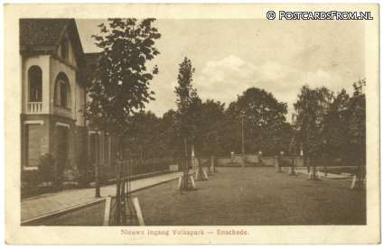 Enschede, Nieuwe Ingang Volkspark ansichtkaart: Enschede, Nieuwe Ingang Volkspark