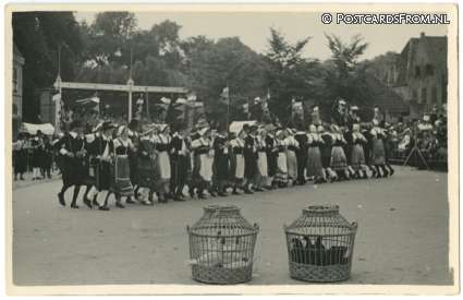 ansichtkaart: Hoorn NH, ? feesten 4 juli '37