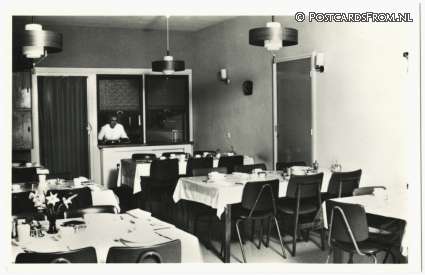 ansichtkaart: Mijdrecht, Huize Gerardus Majella. Eetzaal
