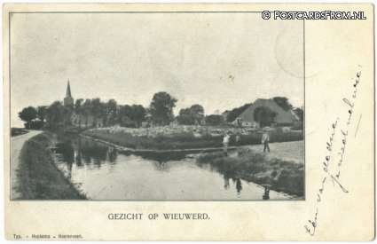 ansichtkaart: Wieuwerd, Gezicht op