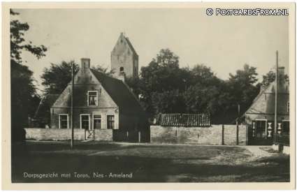Nes Ameland, Dorpsgezicht met Toren ansichtkaart: Nes Ameland, Dorpsgezicht met Toren