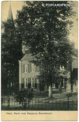 ansichtkaart: Bennekom, Herv. Kerk met Pastorie
