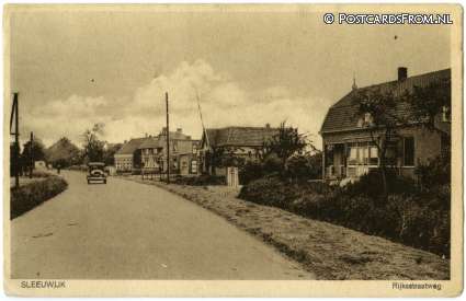 ansichtkaart: Sleeuwijk, Rijksstraatweg