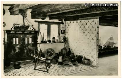 ansichtkaart: Enkhuizen, Keuken-Interieur in het Zuiderzeemuseum
