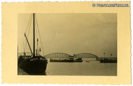 ansichtkaart: Nijmegen, Brug. s.s. 'Nijmegen VI'
