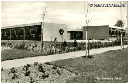 ansichtkaart: Ee, Nationale School
