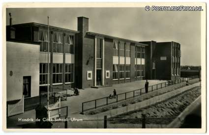 ansichtkaart: Ulrum, Hendrik de Cock-School