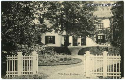 ansichtkaart: Anna Paulowna, Villa