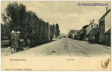 ansichtkaart: Breskens, Dorpstraat