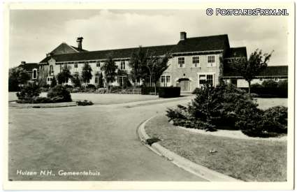 Huizen, Gemeentehuis ansichtkaart: Huizen, Gemeentehuis