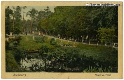 ansichtkaart: Muiderberg, Heuvel en Vijver
