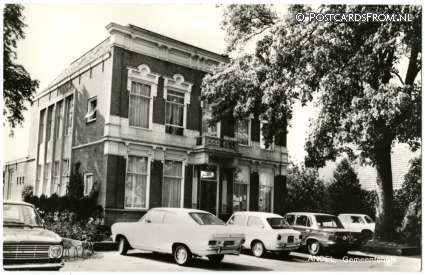 ansichtkaart: Andel, Gemeentehuis