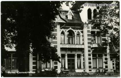 ansichtkaart: Borne, Gemeentehuis