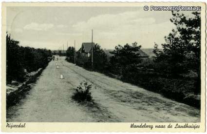 ansichtkaart: Nijverdal, Wandelweg naar de Landhuisjes