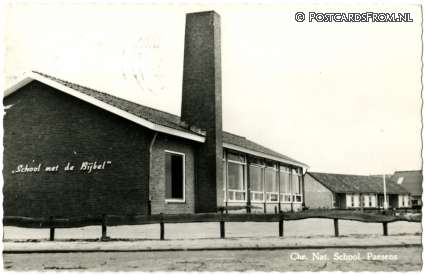 ansichtkaart: Paesens, Chr. Nat. School