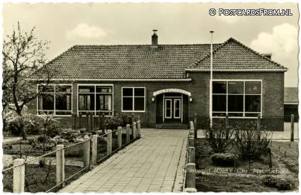 ansichtkaart: Oostwold Scheemda, Chr. Nat. School