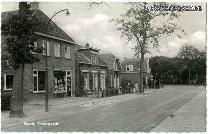 ansichtkaart: Assen, Lonerstraat