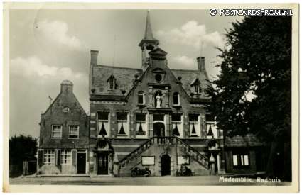 ansichtkaart: Medemblik, Radhuis. Raadhuis