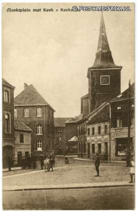 Kerkrade, Marktplein met Kerk ansichtkaart: Kerkrade, Marktplein met Kerk