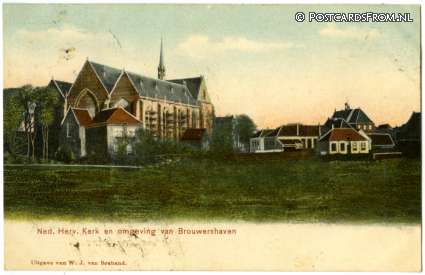 ansichtkaart: Brouwershaven, Ned. Herv. Kerk en omgeving