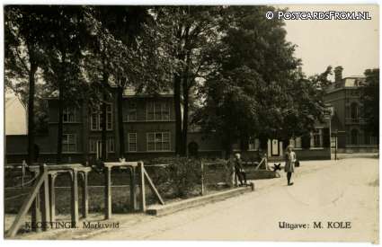 ansichtkaart: Kloetinge, Marktveld