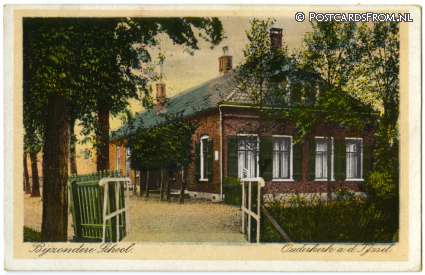 ansichtkaart: Ouderkerk ad IJssel, Bijzondere School