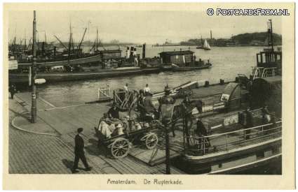 ansichtkaart: Amsterdam, De Ruyterkade