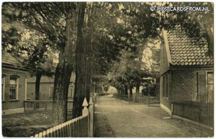 ansichtkaart: Oudkarspel, Dorpsgezicht