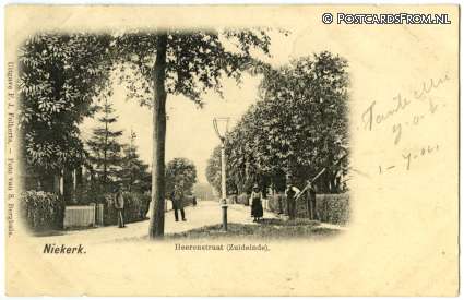 Niekerk Grootegast, ? Heerenstraat. Zuideinde ansichtkaart: Niekerk Grootegast, ? Heerenstraat. Zuideinde