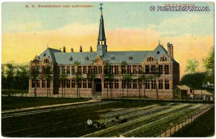 ansichtkaart: Beverwijk, R.K. Kweekschool voor onderwijzers