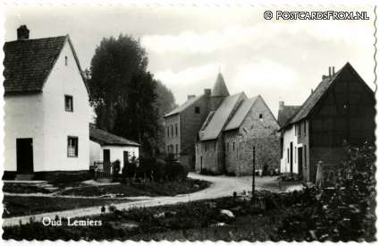 ansichtkaart: Lemiers, Oud Lemiers. Kapel en grens