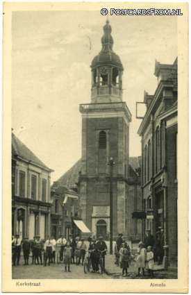 ansichtkaart: Almelo, Kerkstraat